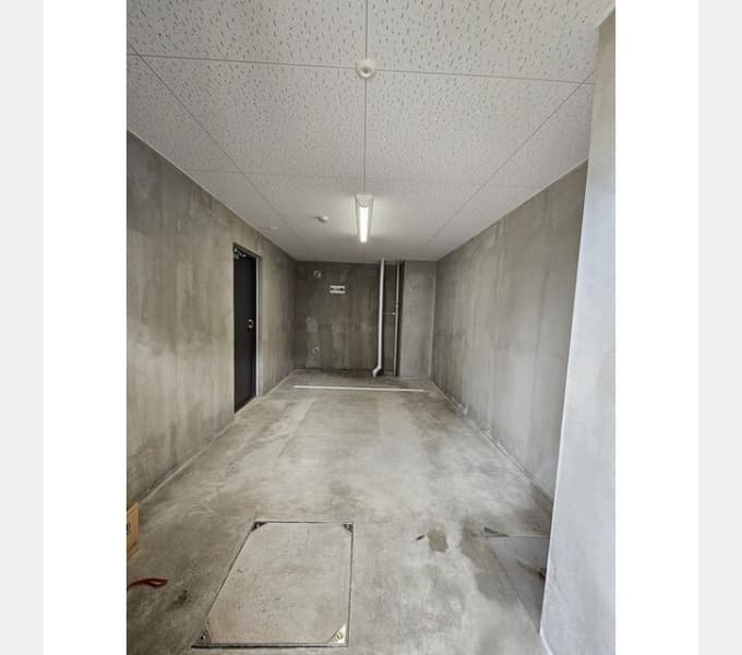 Room image 8