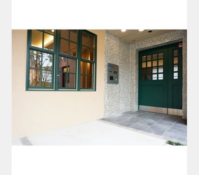 Room image 15