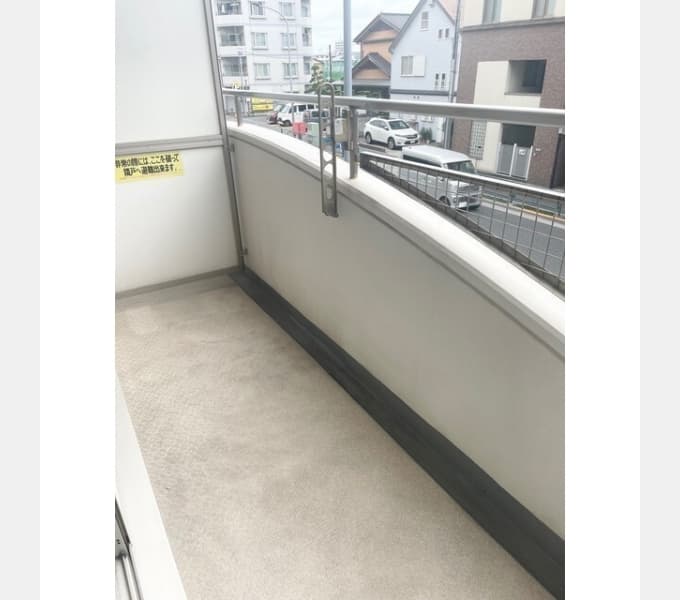 Room image 10