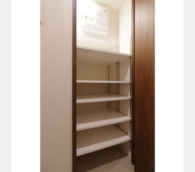 Room image 14