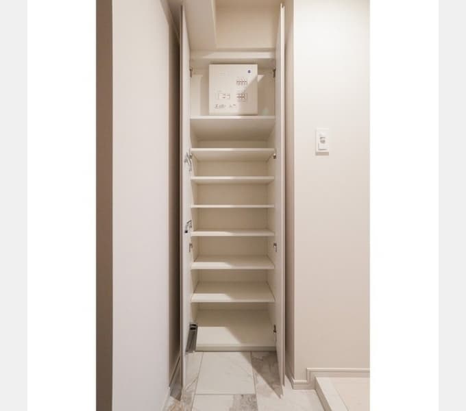Room image 13