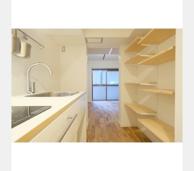 Room image 8