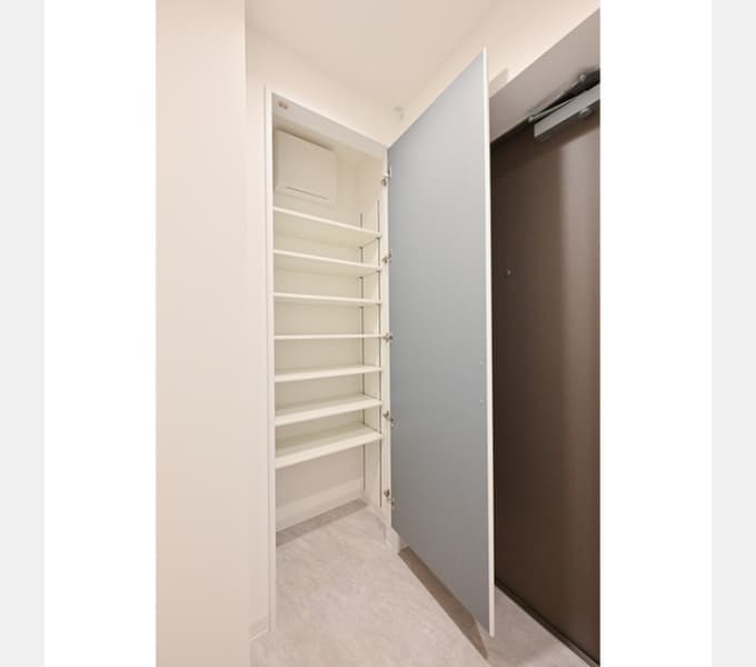 Room image 13
