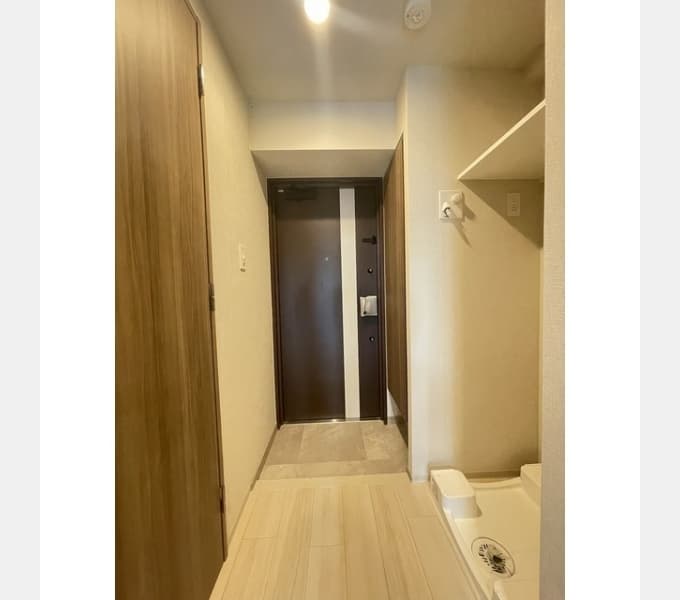 Room image 10