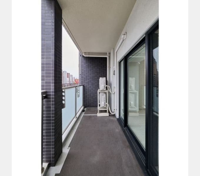 Room image 11