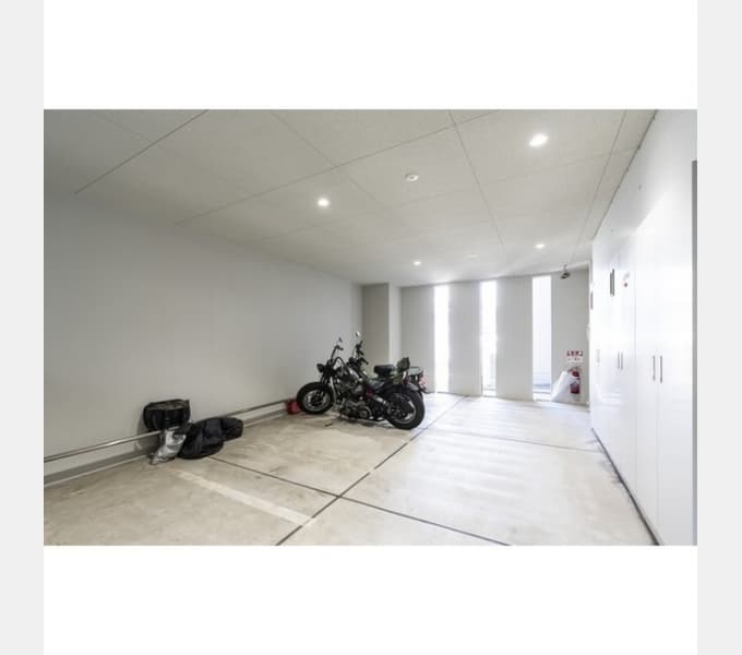 Room image 10