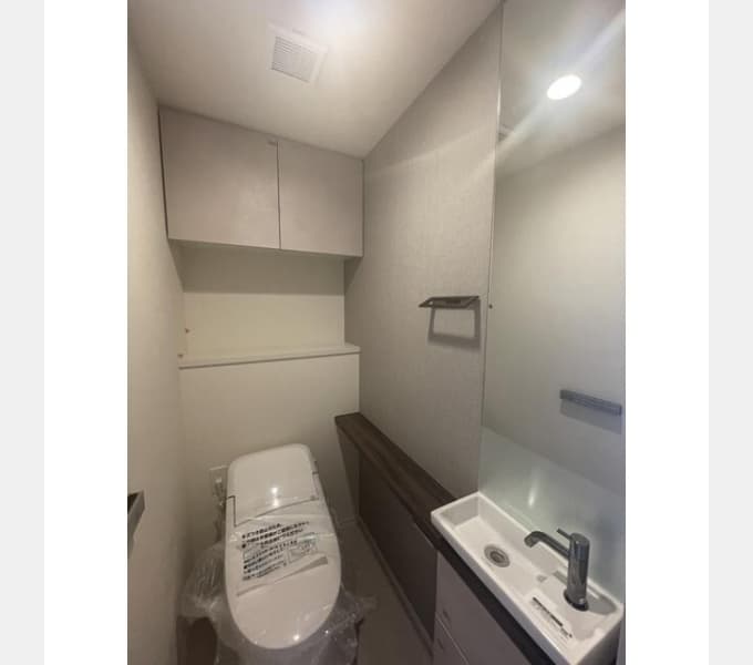 Room image 14