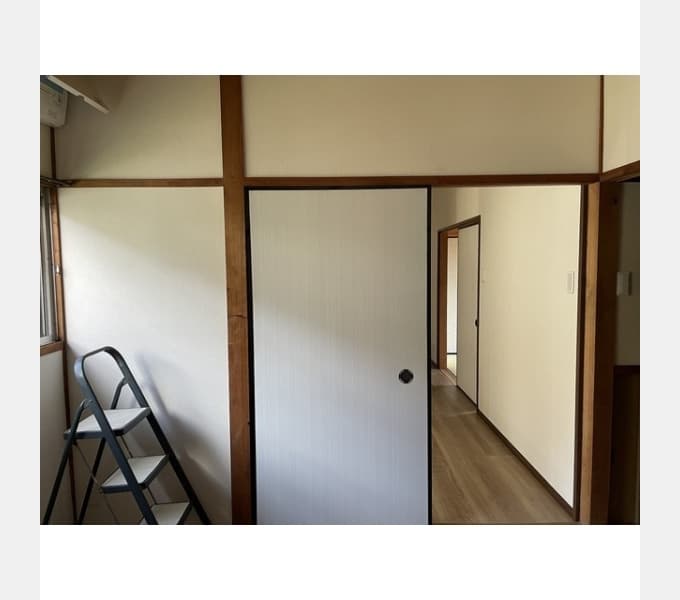 Room image 11