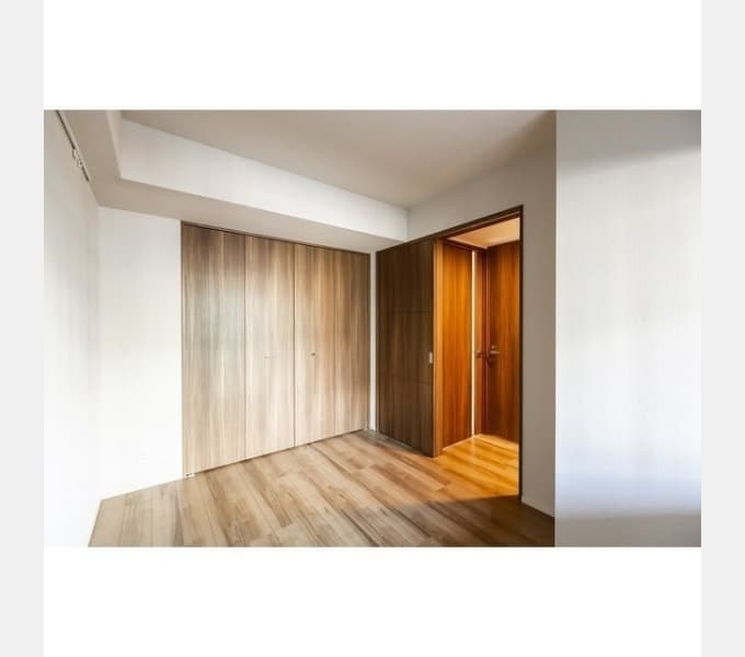 Room image 16
