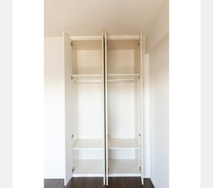 Room image 16