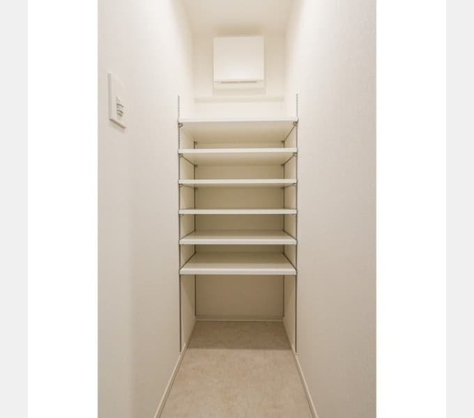 Room image 13