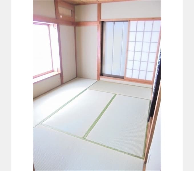 Room image 16