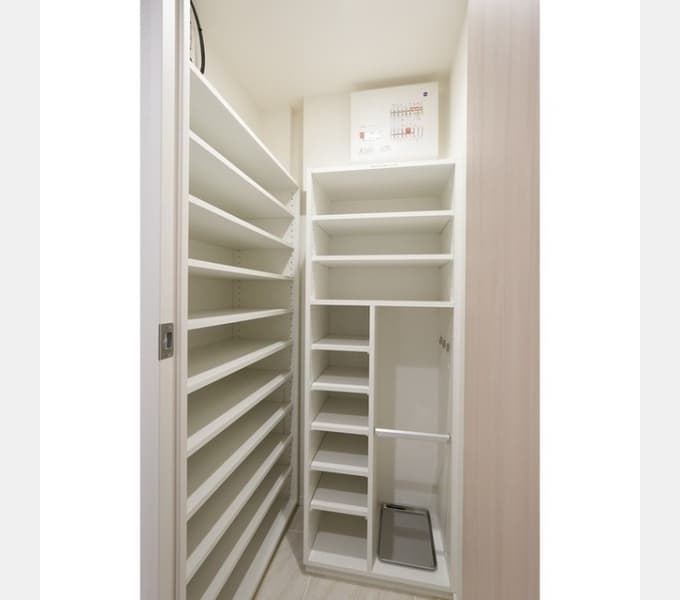 Room image 13