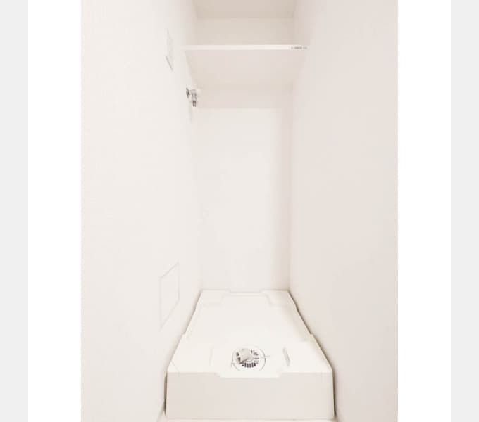Room image 14