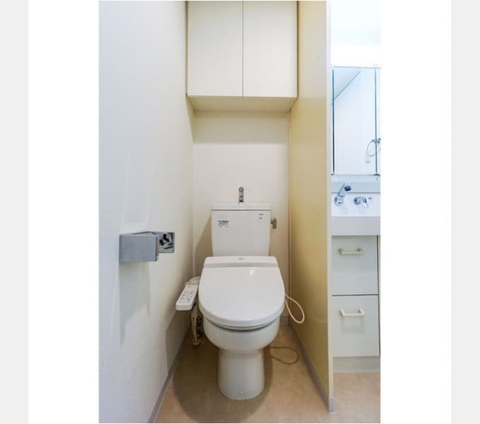Room image 9