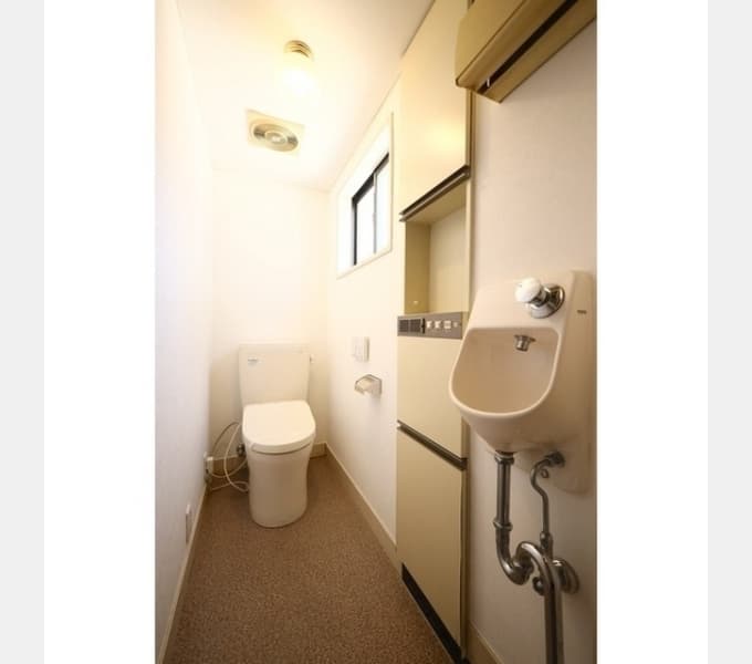 Room image 15