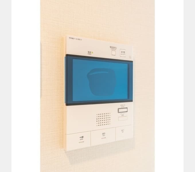 Room image 11