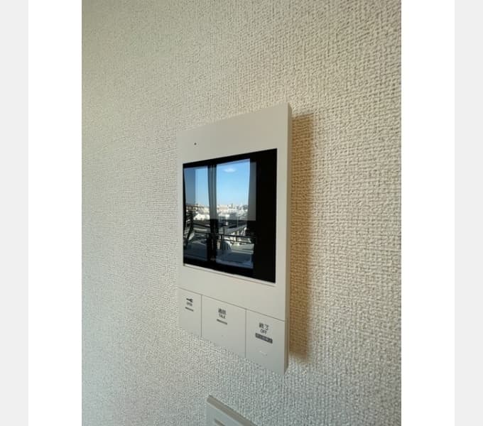 Room image 11