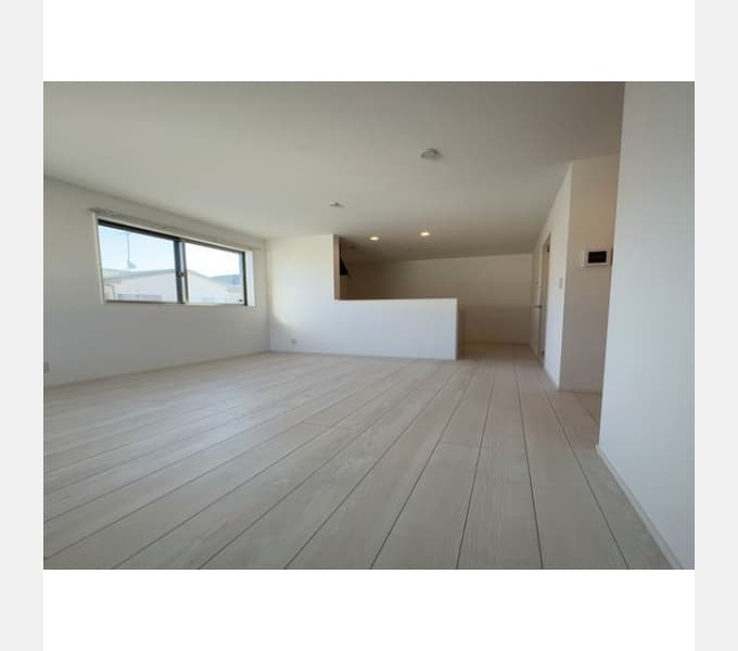 Preview interior of Kolet large mouth #05