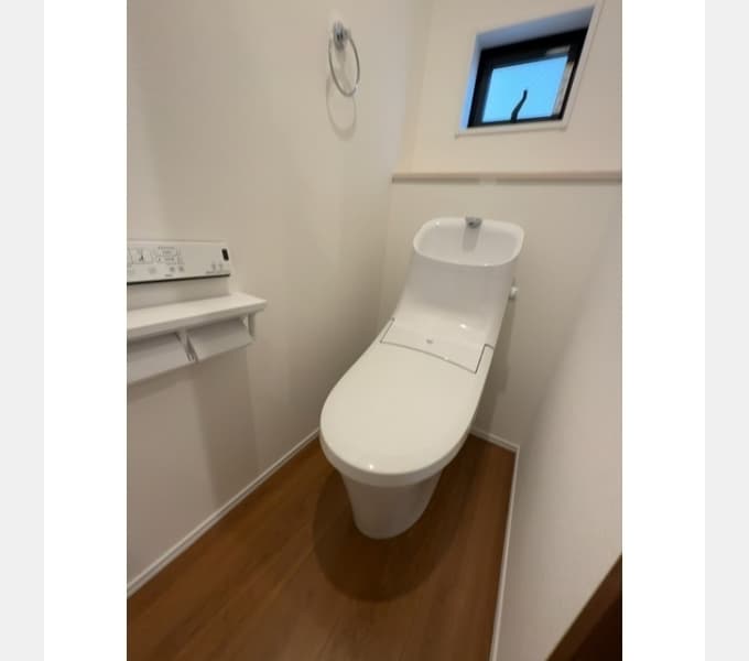 Room image 12