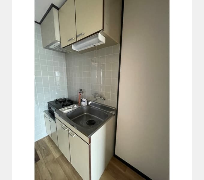 Room image 12