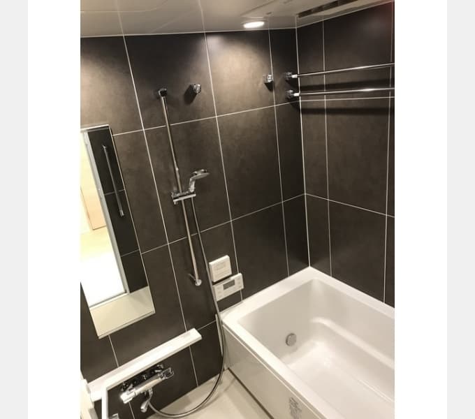 Room image 13