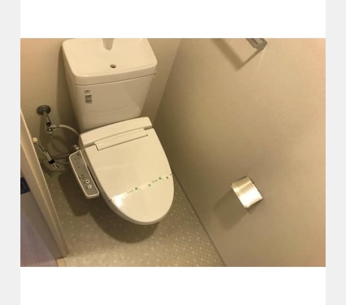 Room image 8