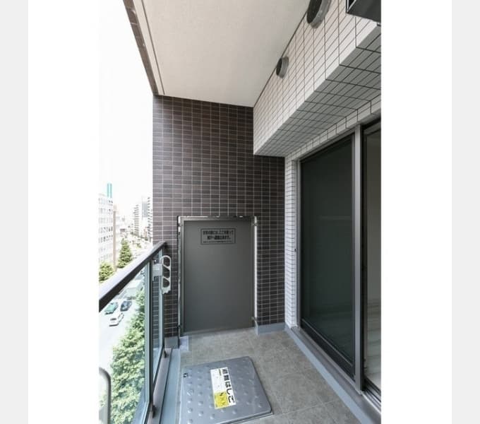 Room image 10