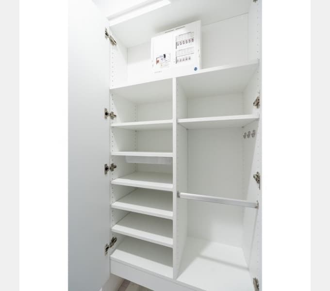 Room image 13