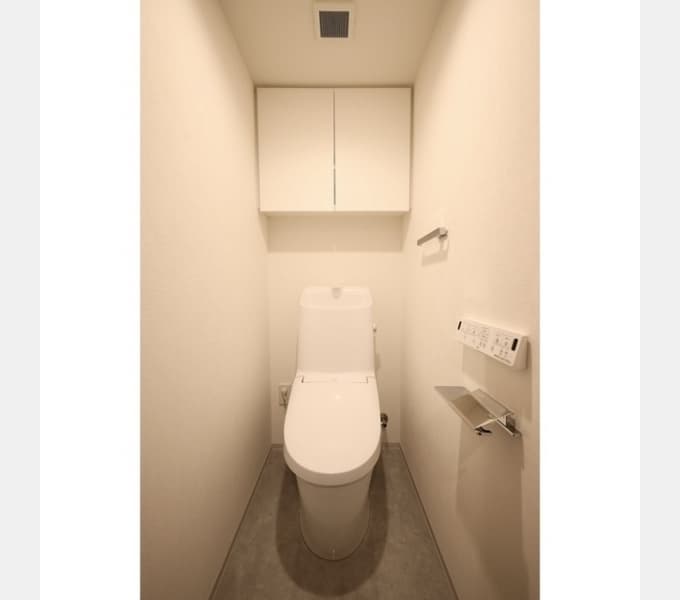 Room image 8
