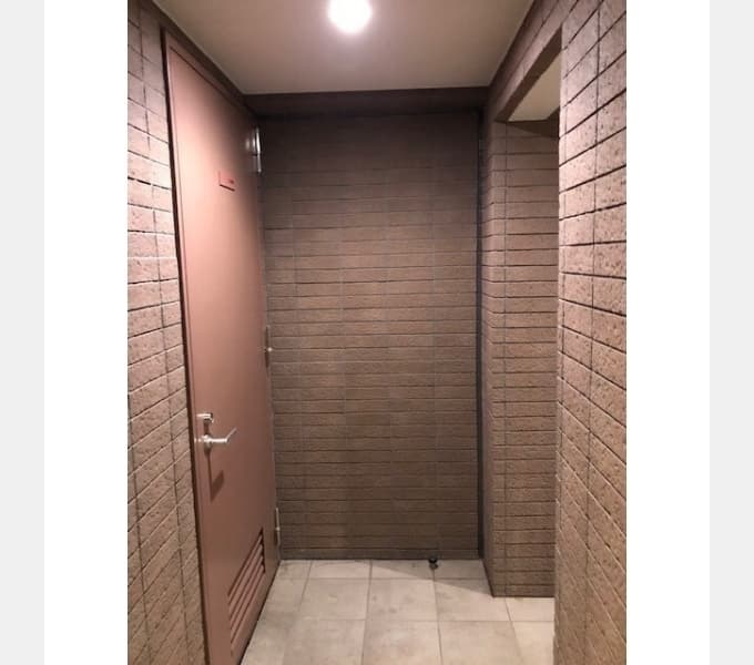 Room image 8