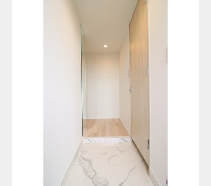 Room image 11