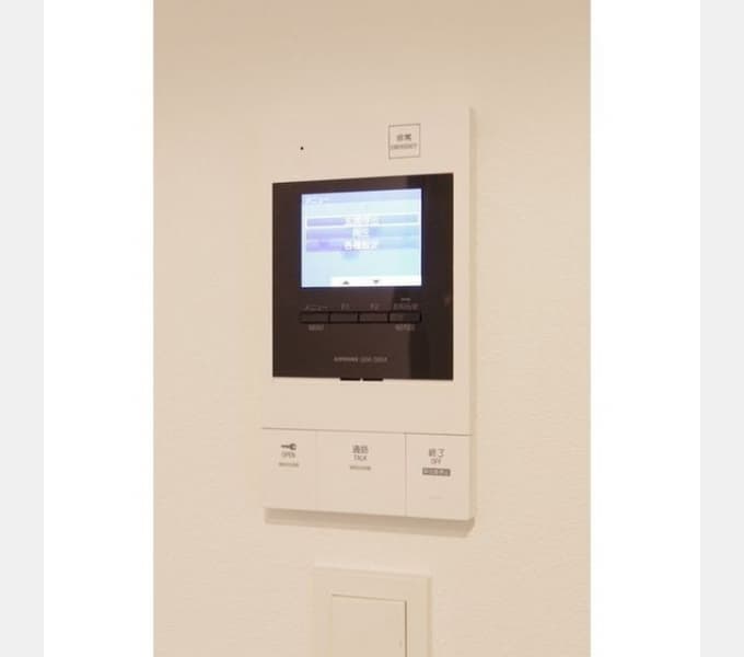 Room image 11