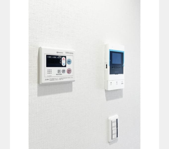 Room image 11