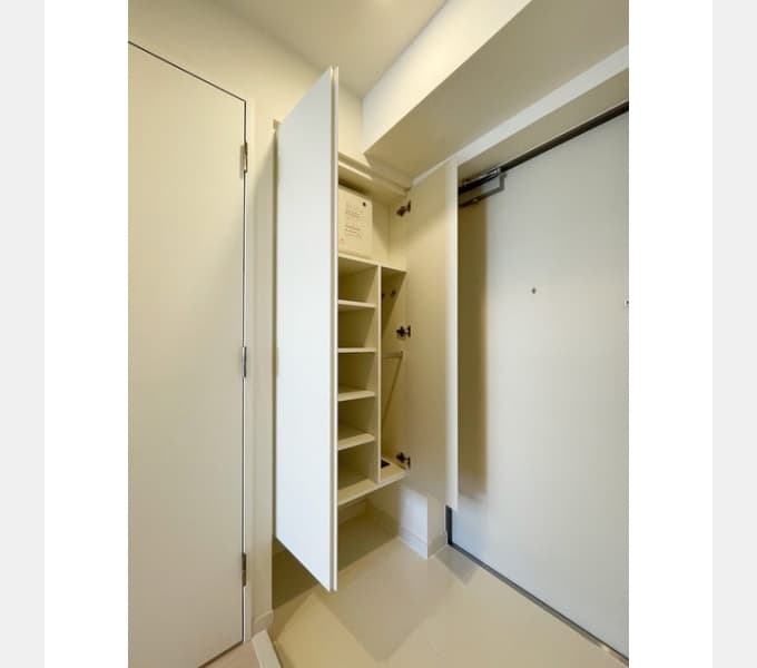 Room image 13