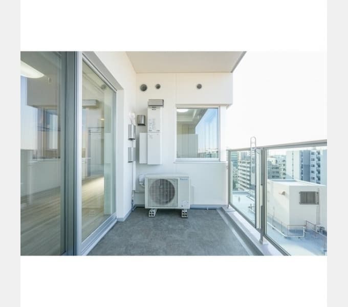 Room image 10