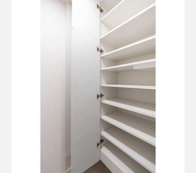 Room image 13