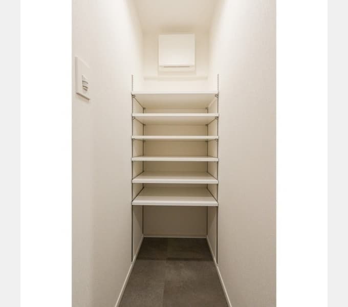 Room image 13