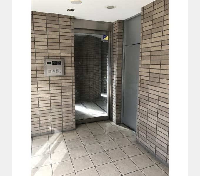 Room image 15