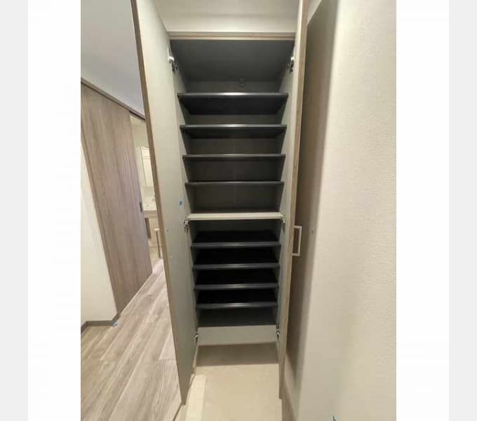 Room image 12