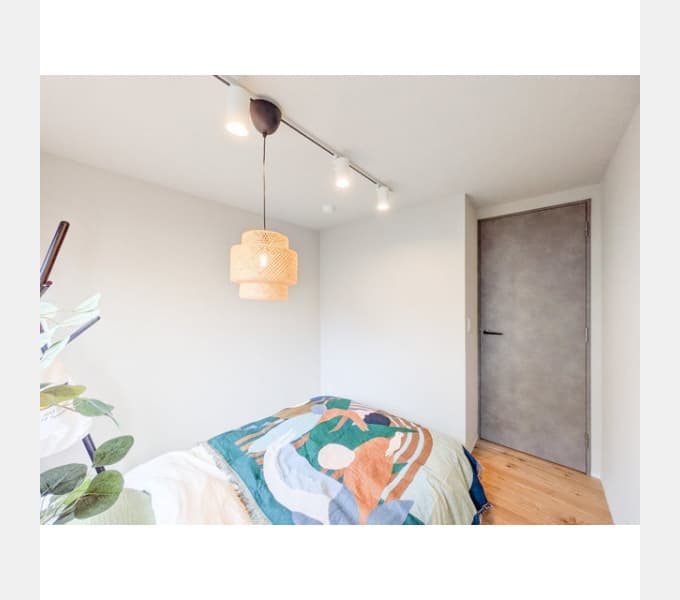 Room image 10