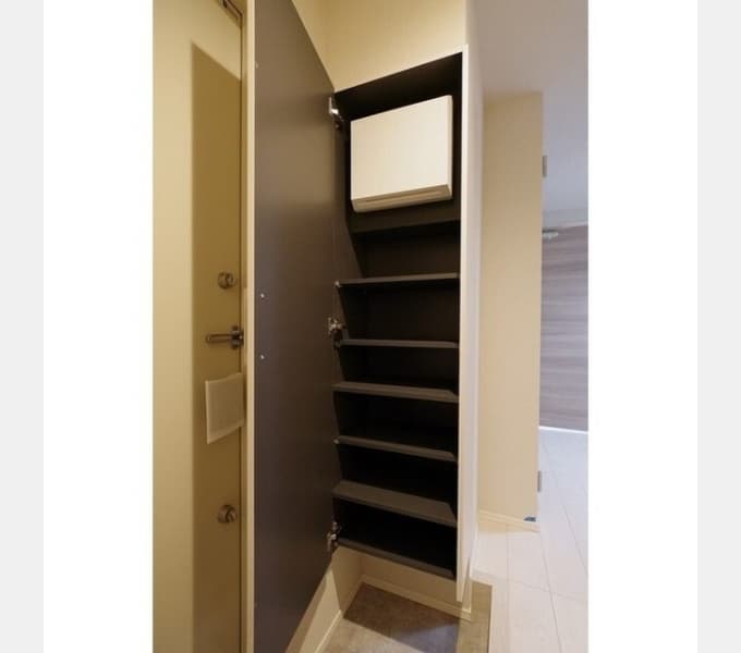 Room image 12