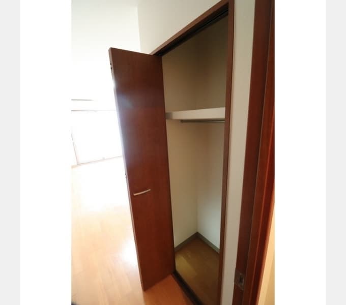 Room image 13