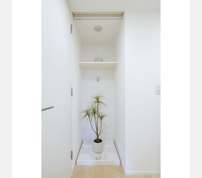 Room image 12