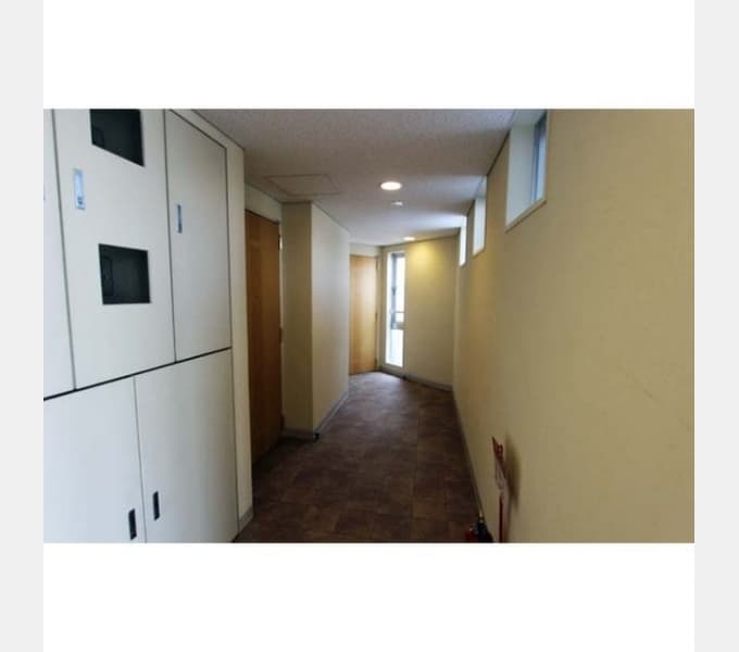 Room image 14