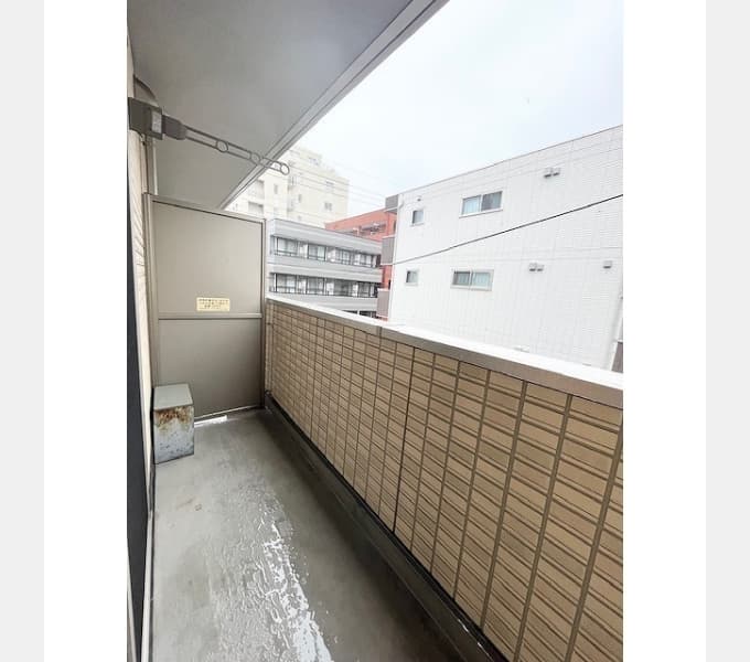Room image 11