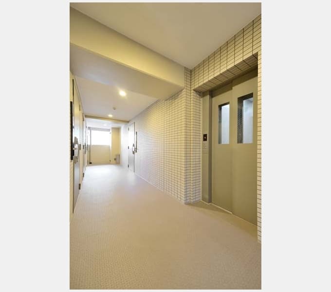 Room image 10