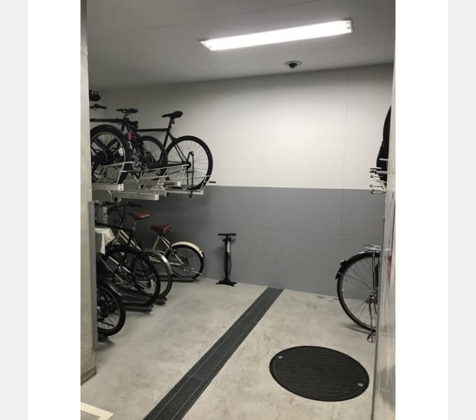 Room image 11