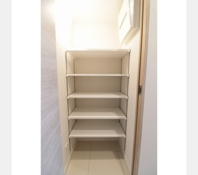 Room image 13