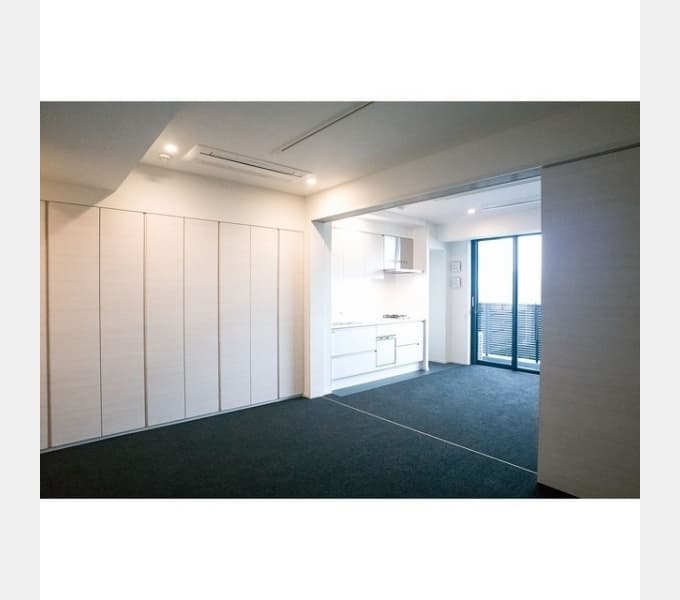Room image 15